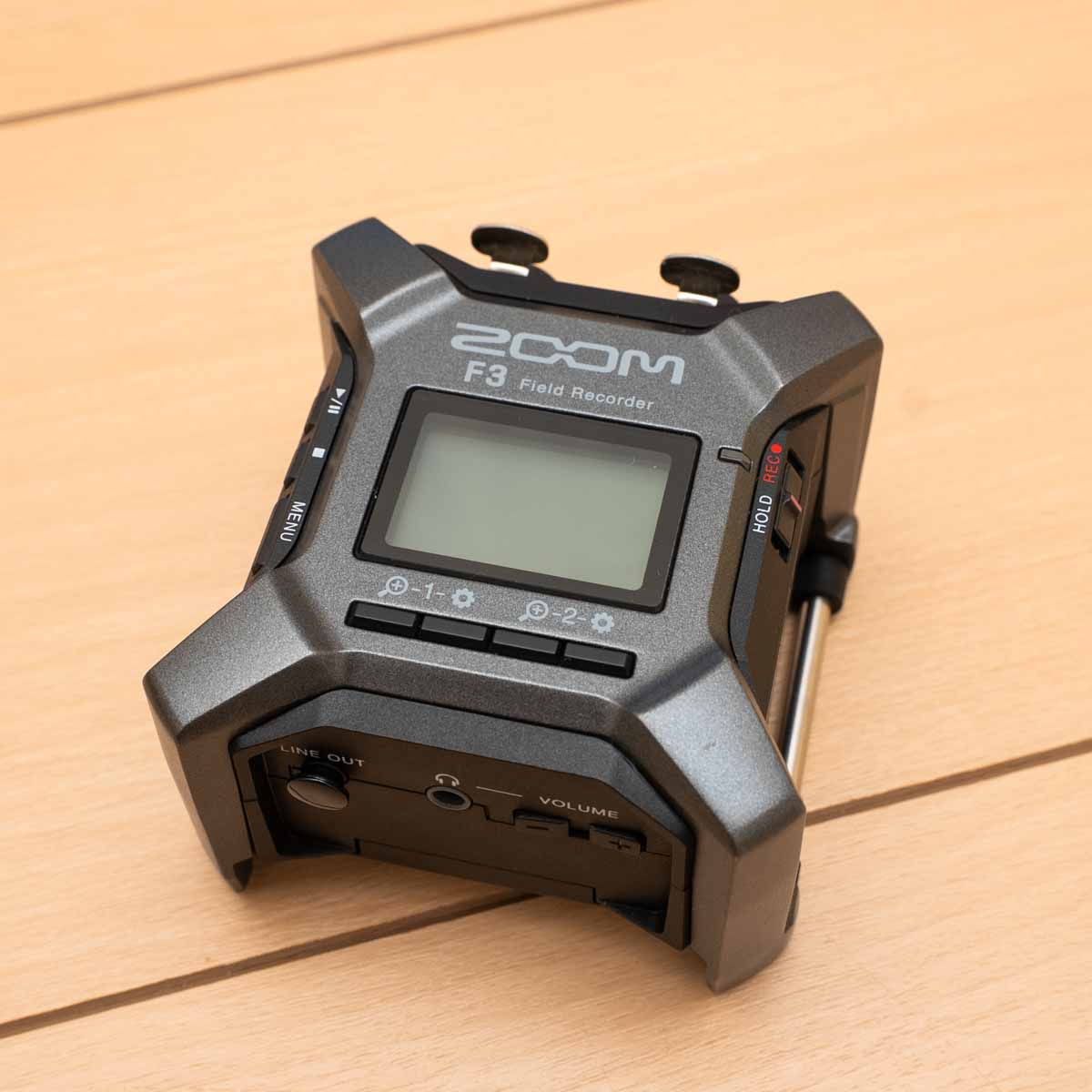 zoom F3