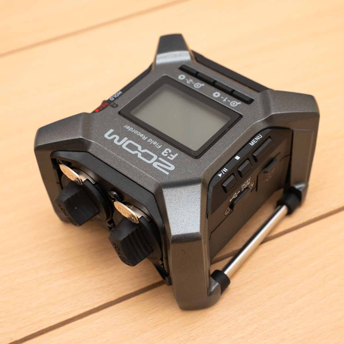 zoom F3