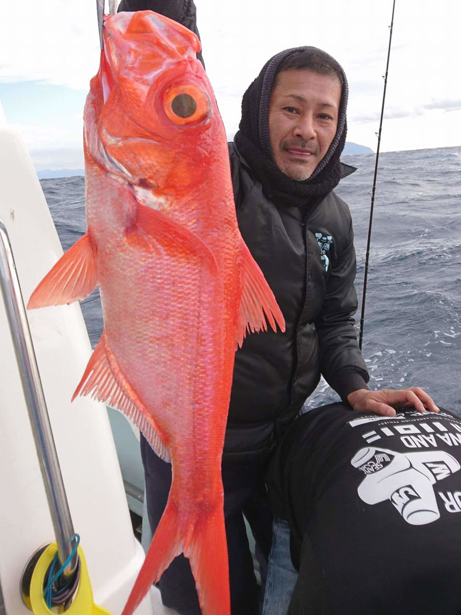 トロキンメも期待大!! 新島沖のキンメダイジギング｜【マニアな仲間